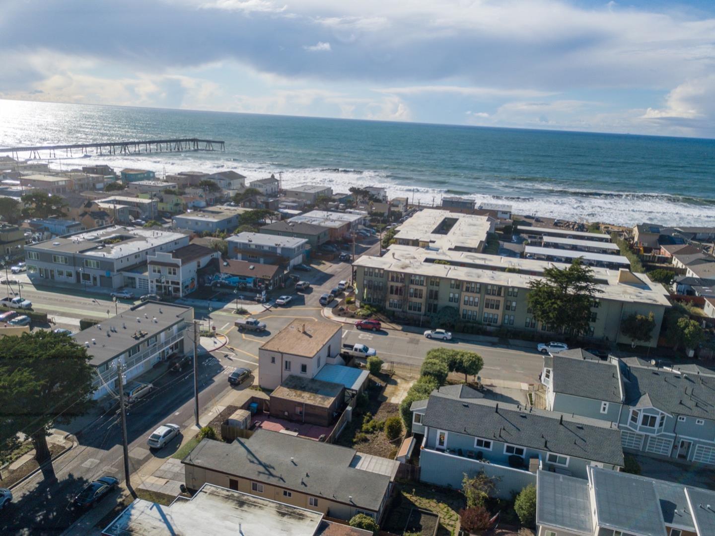 Detail Gallery Image 9 of 11 For 1521 Palmetto Ave, Pacifica,  CA 94044 - – Beds | – Baths