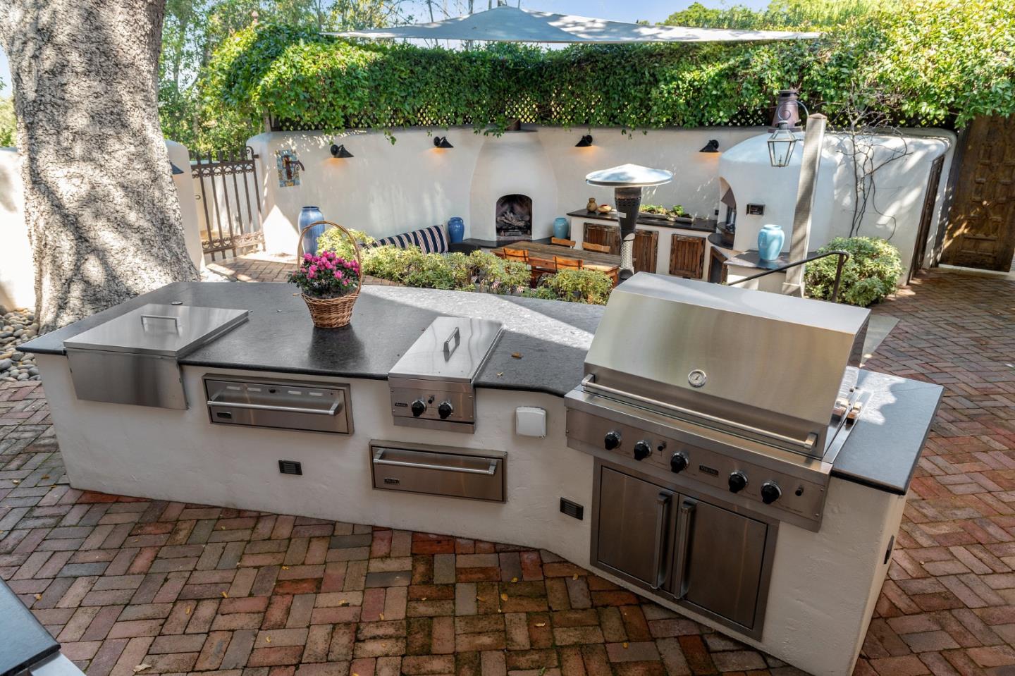 Detail Gallery Image 108 of 129 For 11 Southgate Dr, Woodside,  CA 94062 - 4 Beds | 3/2 Baths