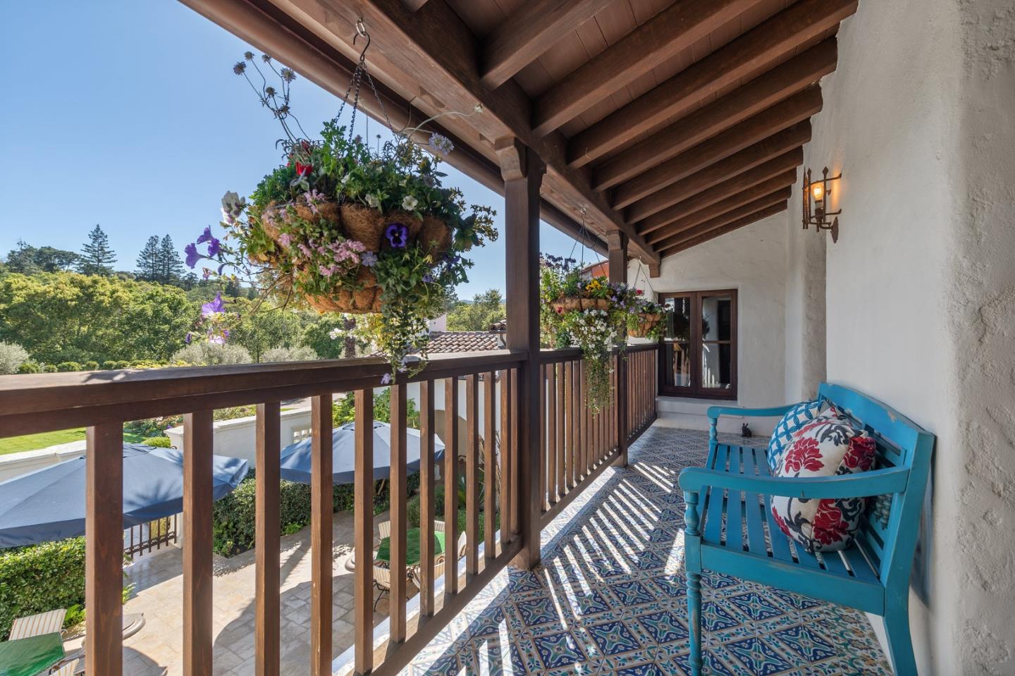 Detail Gallery Image 77 of 129 For 11 Southgate Dr, Woodside,  CA 94062 - 4 Beds | 3/2 Baths