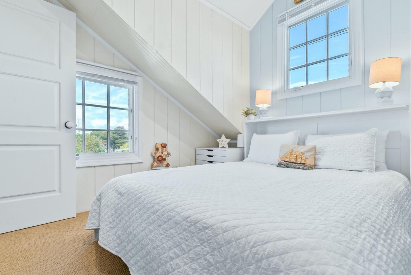 Detail Gallery Image 44 of 72 For 4415 Portola Dr, Santa Cruz,  CA 95062 - 4 Beds | 3 Baths