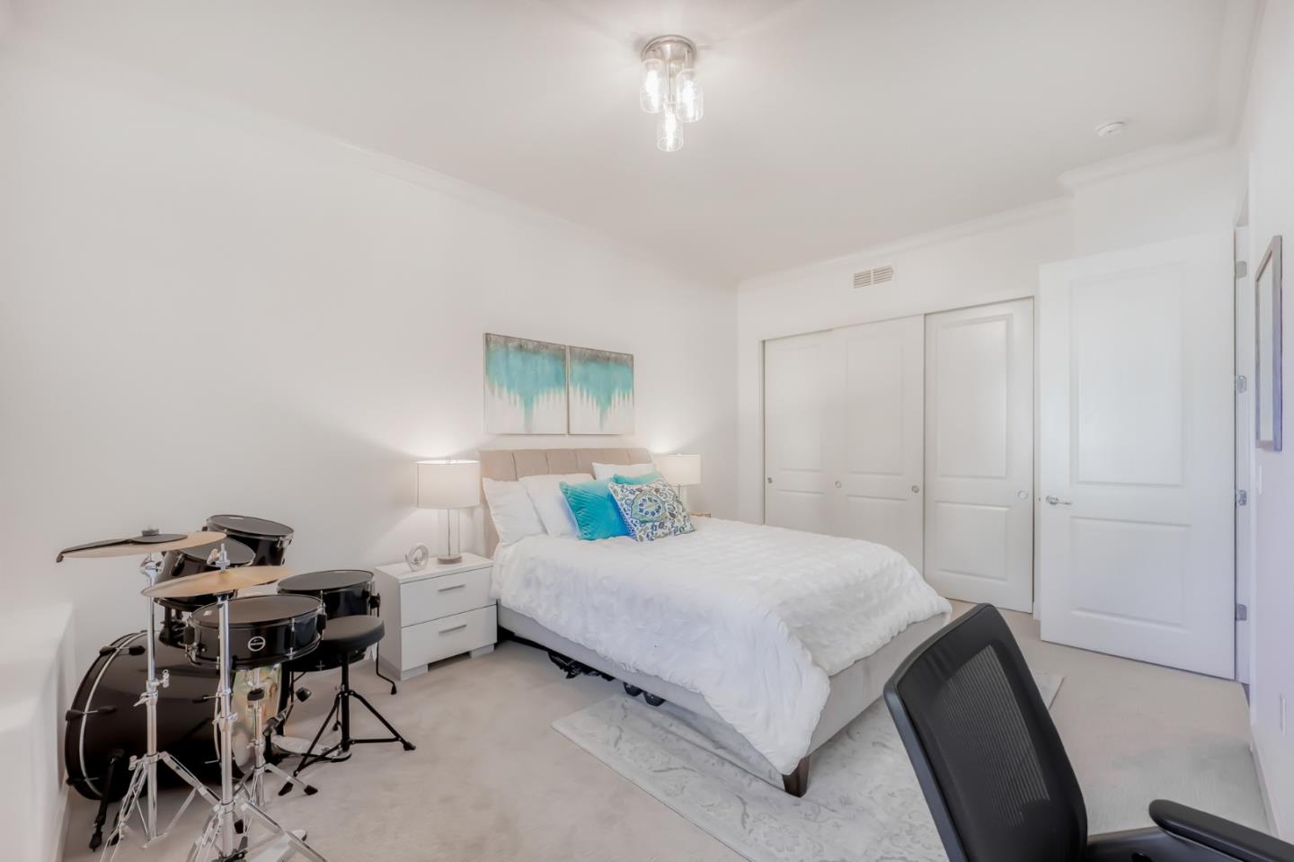 Detail Gallery Image 23 of 36 For 396 1st St #4,  Los Altos,  CA 94022 - 1 Beds | 1 Baths