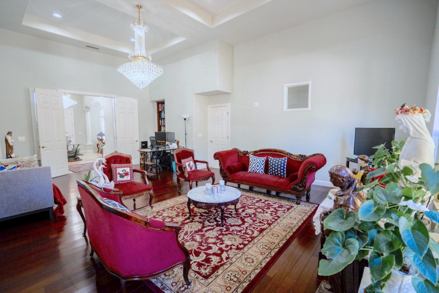 Detail Gallery Image 16 of 44 For 2018 Wellington Dr, Milpitas,  CA 95035 - 5 Beds | 3/1 Baths