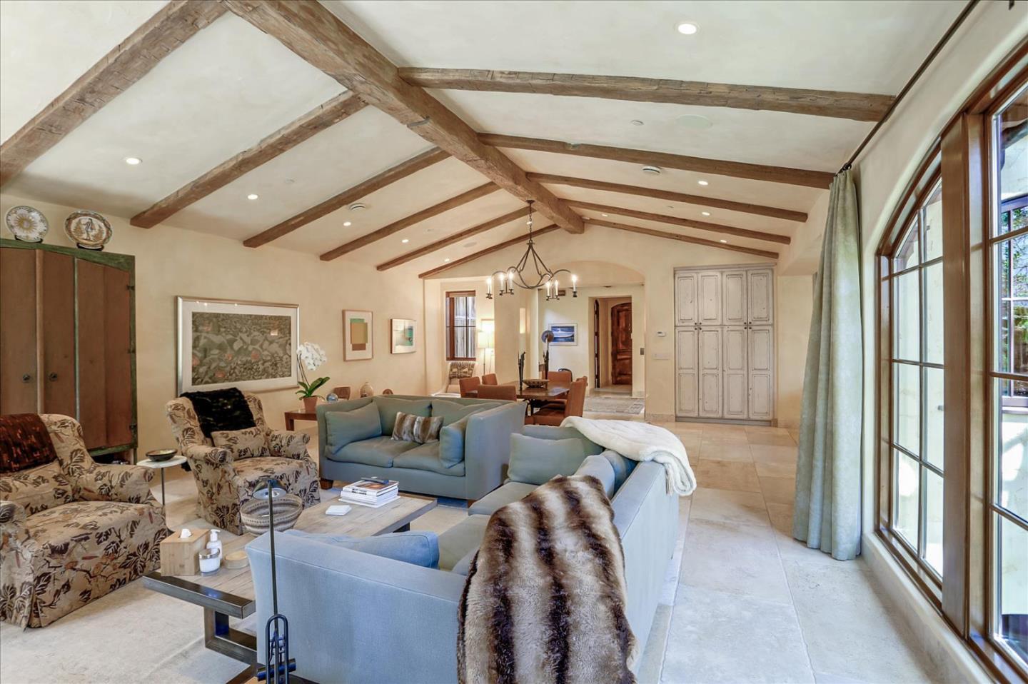 Detail Gallery Image 14 of 48 For Mission 3sw of 7th St, Carmel,  CA 93921 - 3 Beds | 3/1 Baths