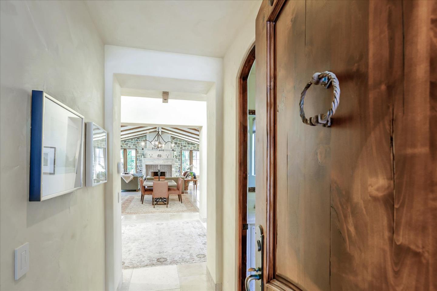 Detail Gallery Image 9 of 48 For Mission 3sw of 7th St, Carmel,  CA 93921 - 3 Beds | 3/1 Baths