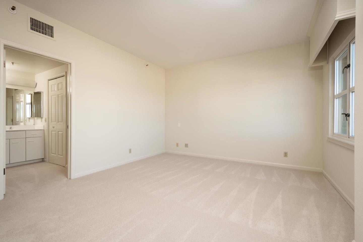 Detail Gallery Image 4 of 6 For 1 Baldwin Ave #603,  San Mateo,  CA 94401 - 2 Beds | 2 Baths