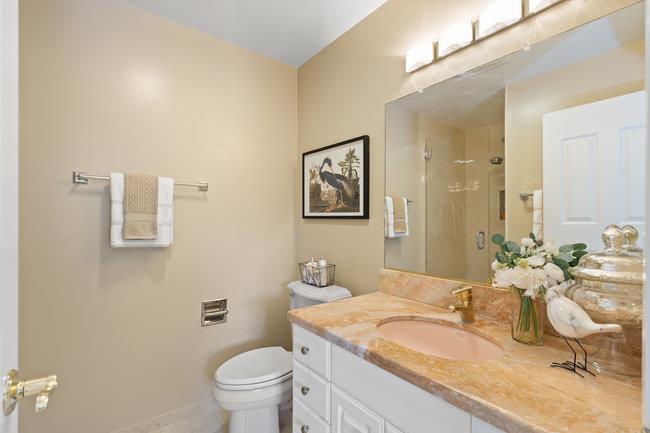 Detail Gallery Image 26 of 48 For 88 Claremont Ave #8,  Redwood City,  CA 94062 - 2 Beds | 2 Baths