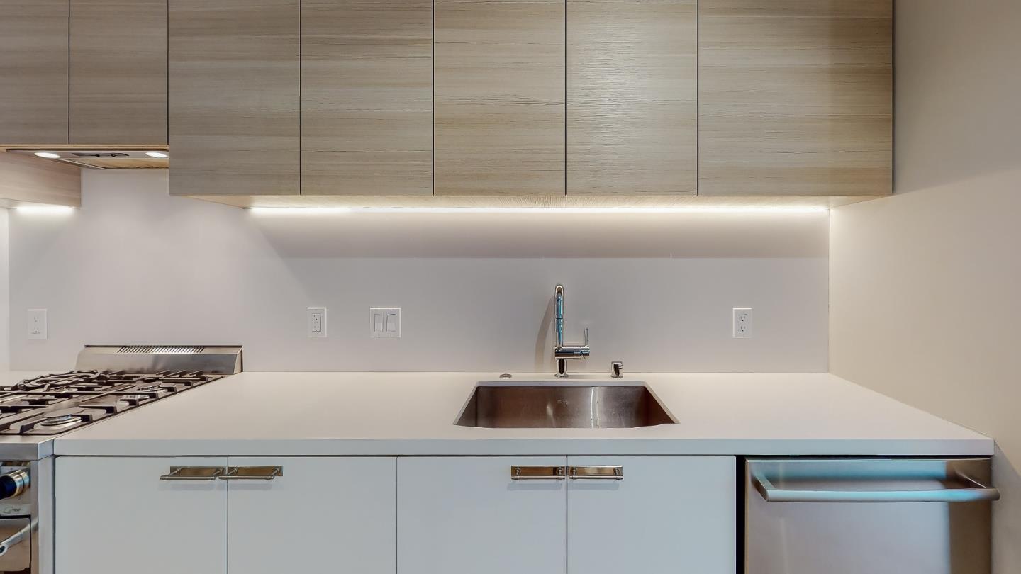 Detail Gallery Image 15 of 34 For 719 Larkin St #301,  San Francisco,  CA 94109 - 1 Beds | 1 Baths