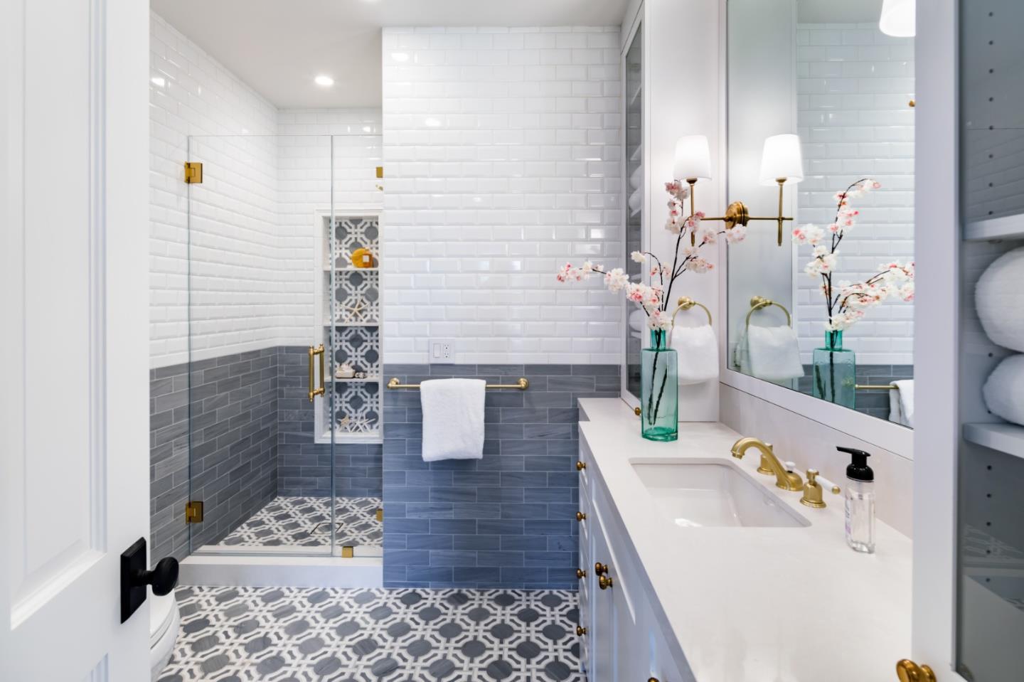 Detail Gallery Image 24 of 55 For 303 Atherton Ave, Atherton,  CA 94027 - 7 Beds | 8/1 Baths