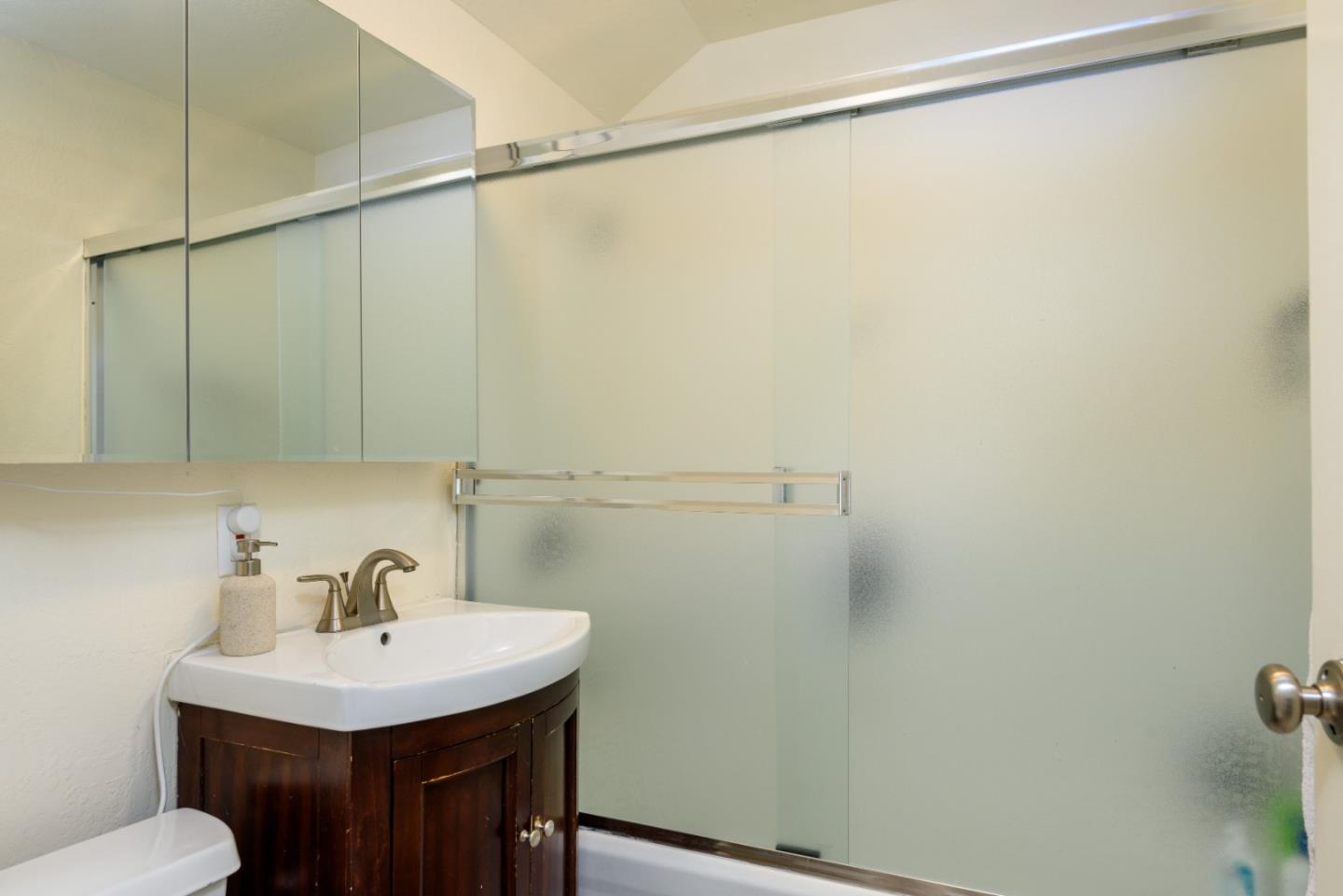Detail Gallery Image 26 of 28 For 109 Baldwin Ave, San Mateo,  CA 94401 - – Beds | – Baths
