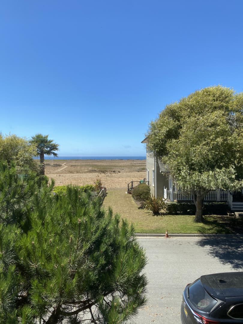 Detail Gallery Image 24 of 30 For 509 Ocean Ave, Half Moon Bay,  CA 94019 - 4 Beds | 3/1 Baths