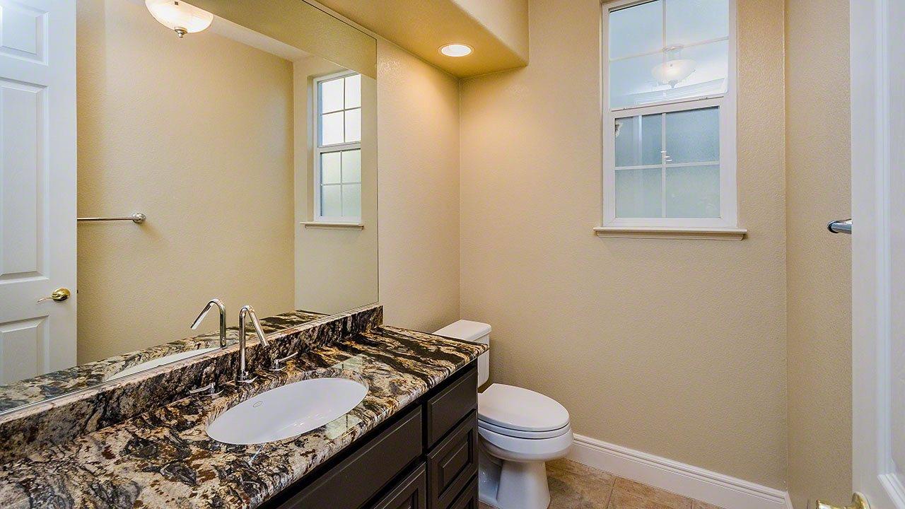 Detail Gallery Image 35 of 41 For 2001 Seabrook Ct, Redwood City,  CA 94065 - 4 Beds | 3/1 Baths