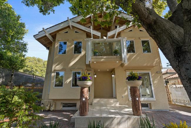 Detail Gallery Image 7 of 109 For 148 Kingsley Ave, Palo Alto,  CA 94301 - 7 Beds | 6/2 Baths