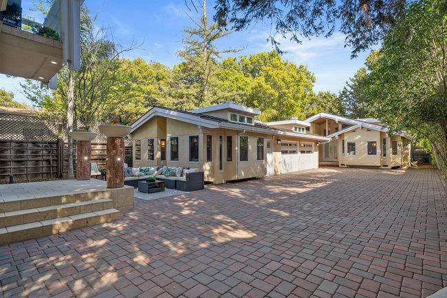 Detail Gallery Image 82 of 109 For 148 Kingsley Ave, Palo Alto,  CA 94301 - 7 Beds | 6/2 Baths