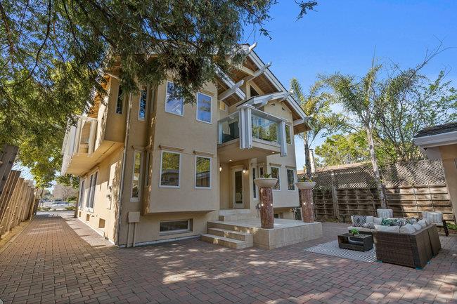 Detail Gallery Image 83 of 109 For 148 Kingsley Ave, Palo Alto,  CA 94301 - 7 Beds | 6/2 Baths