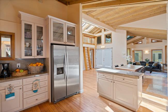 Detail Gallery Image 90 of 109 For 148 Kingsley Ave, Palo Alto,  CA 94301 - 7 Beds | 6/2 Baths