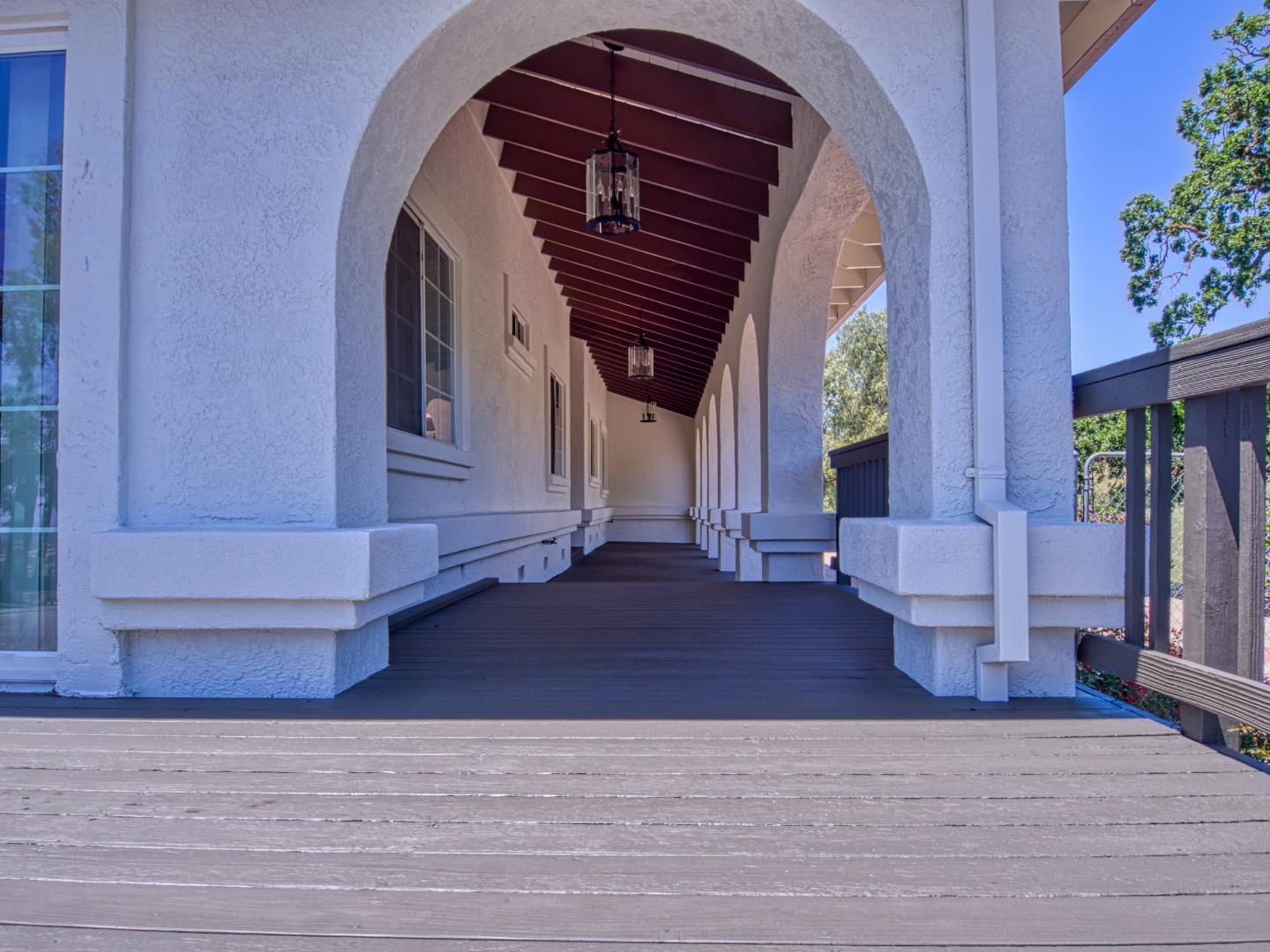 Detail Gallery Image 27 of 39 For 17101 Kruse Ranch Lane, Morgan Hill,  CA 95037 - 4 Beds | 2/1 Baths