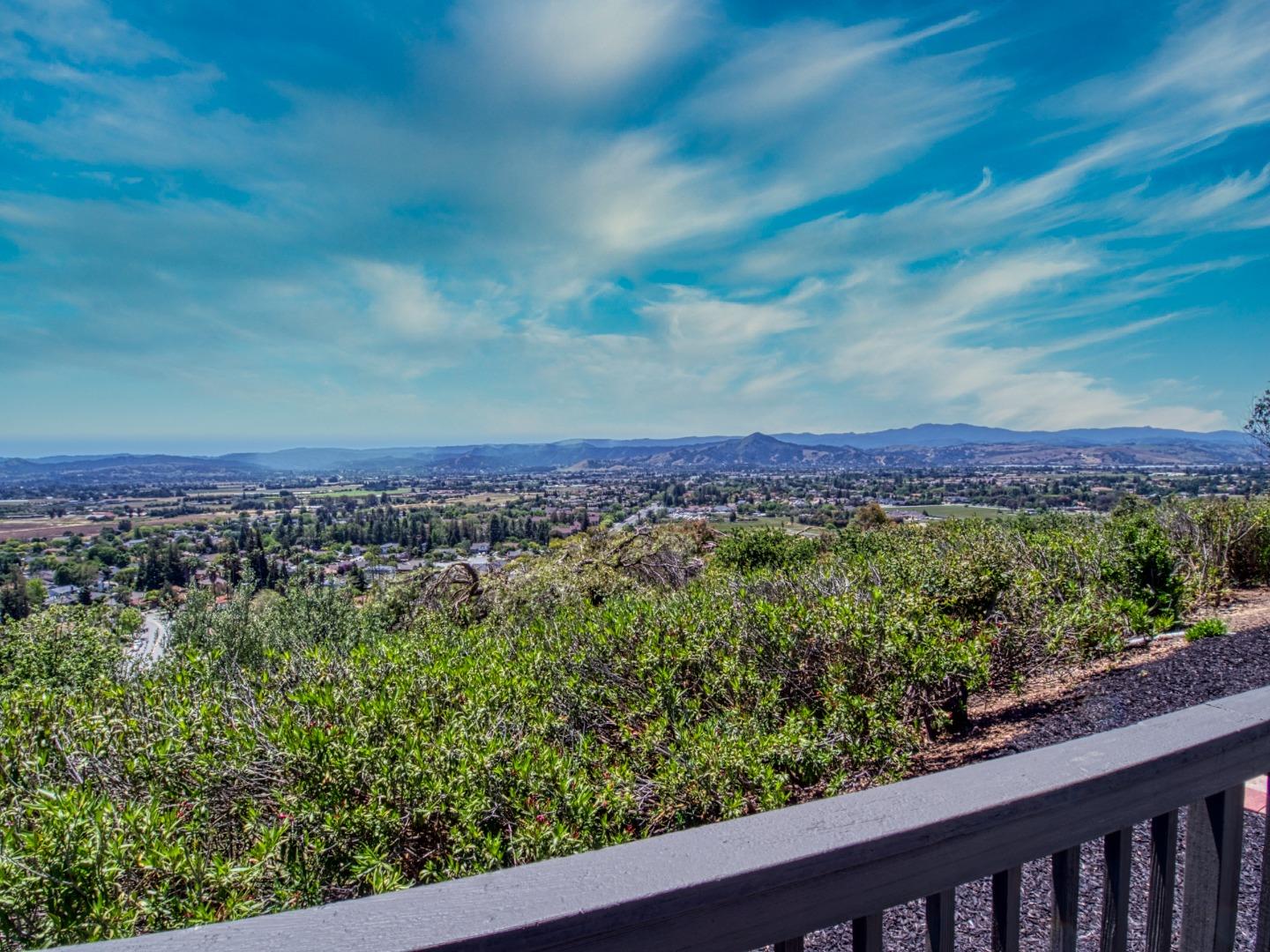 Detail Gallery Image 34 of 39 For 17101 Kruse Ranch Lane, Morgan Hill,  CA 95037 - 4 Beds | 2/1 Baths