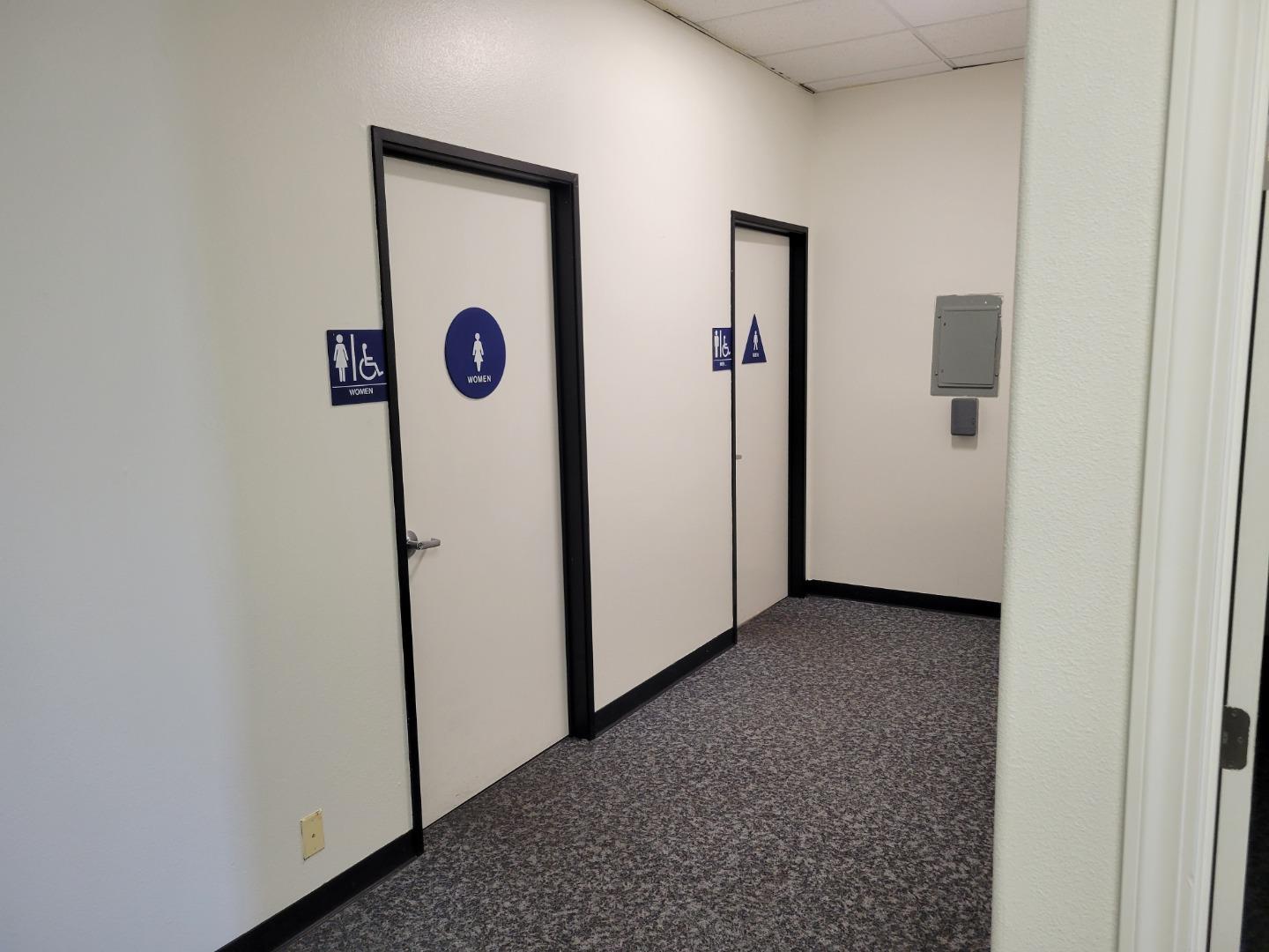 Detail Gallery Image 10 of 10 For 321 San Felipe Rd #10,  Hollister,  CA 95023 - – Beds | – Baths