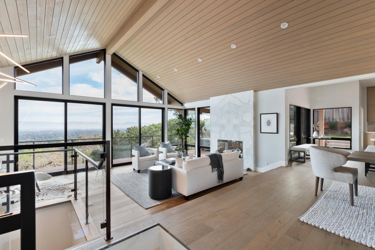 Detail Gallery Image 3 of 36 For 24745 Olive Tree Ln, Los Altos Hills,  CA 94024 - 5 Beds | 4/1 Baths