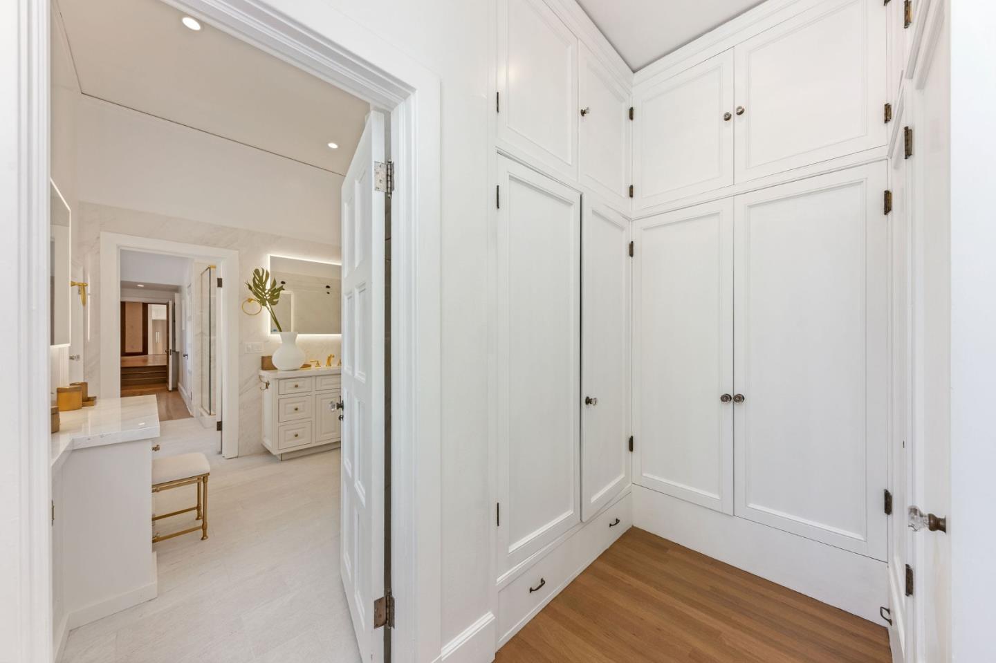 Detail Gallery Image 74 of 111 For 85 Fagan Dr, Hillsborough,  CA 94010 - 9 Beds | 8/1 Baths
