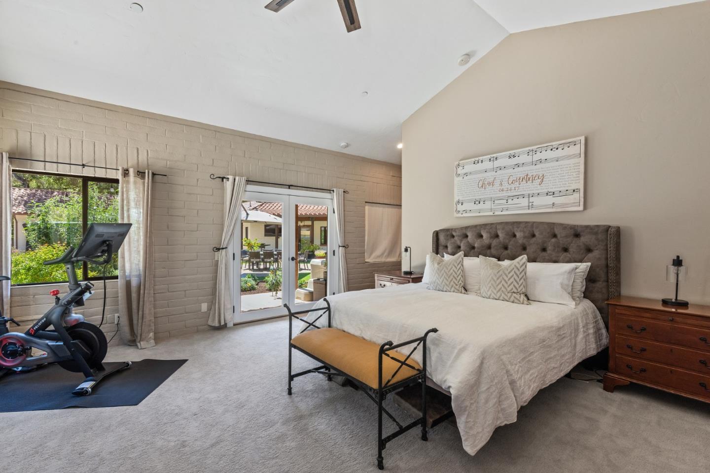 Detail Gallery Image 23 of 56 For 2 Sleepy Hollow Dr, Carmel Valley,  CA 93924 - 5 Beds | 4/2 Baths