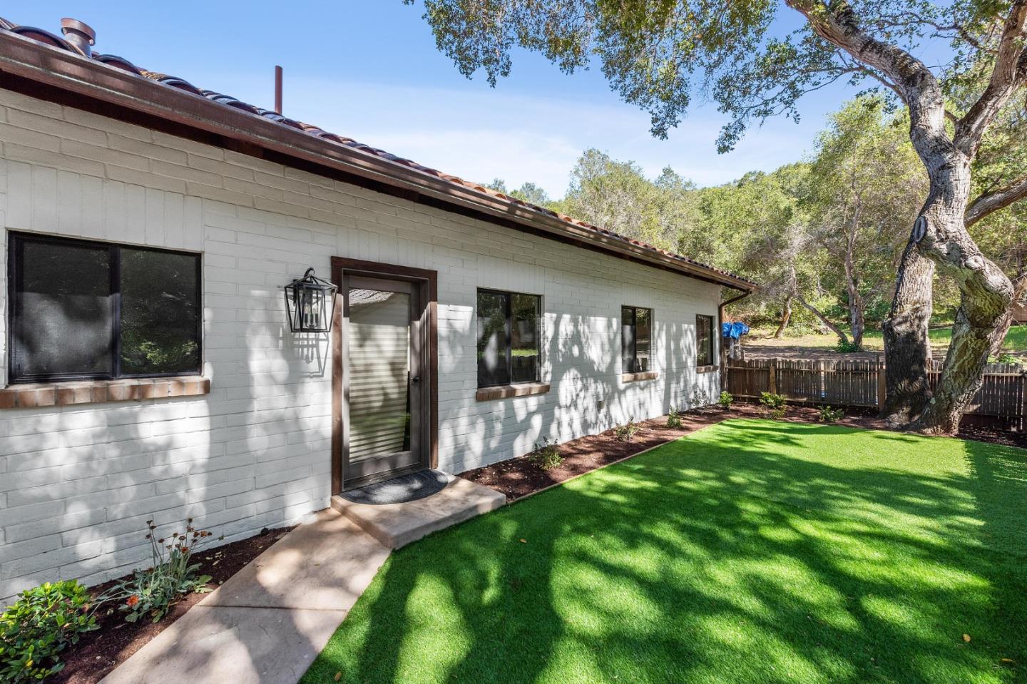 Detail Gallery Image 37 of 56 For 2 Sleepy Hollow Dr, Carmel Valley,  CA 93924 - 5 Beds | 4/2 Baths