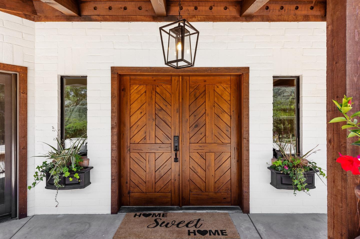 Detail Gallery Image 5 of 56 For 2 Sleepy Hollow Dr, Carmel Valley,  CA 93924 - 5 Beds | 4/2 Baths