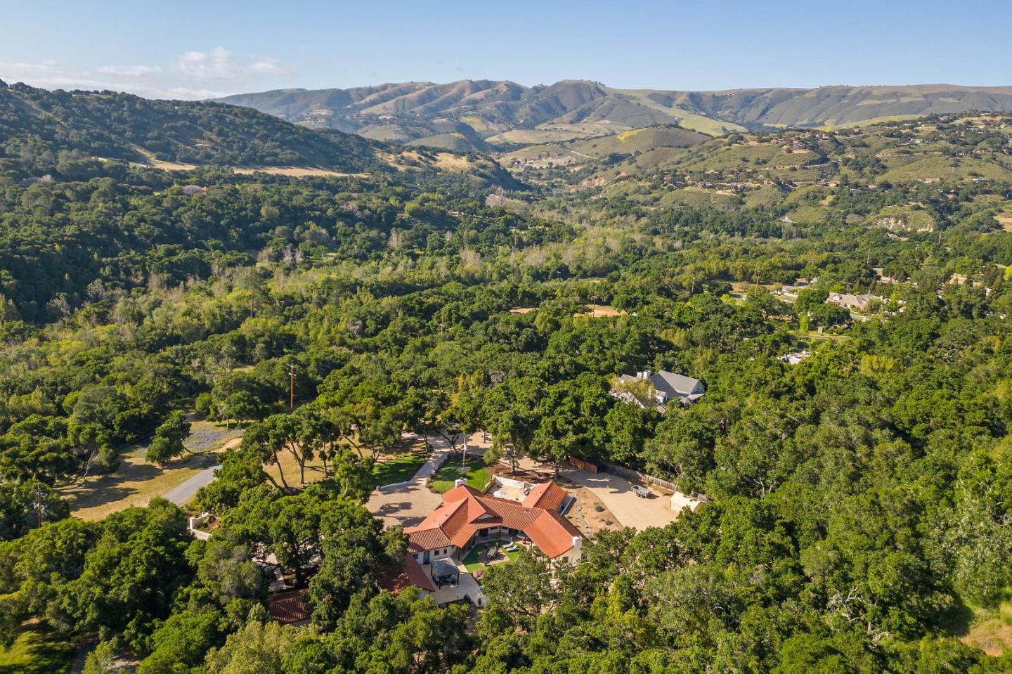 Detail Gallery Image 53 of 56 For 2 Sleepy Hollow Dr, Carmel Valley,  CA 93924 - 5 Beds | 4/2 Baths