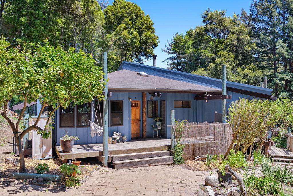 Detail Gallery Image 1 of 1 For 2020 Sparrow Valley Rd, Aptos,  CA 95003 - 4 Beds | 1/1 Baths