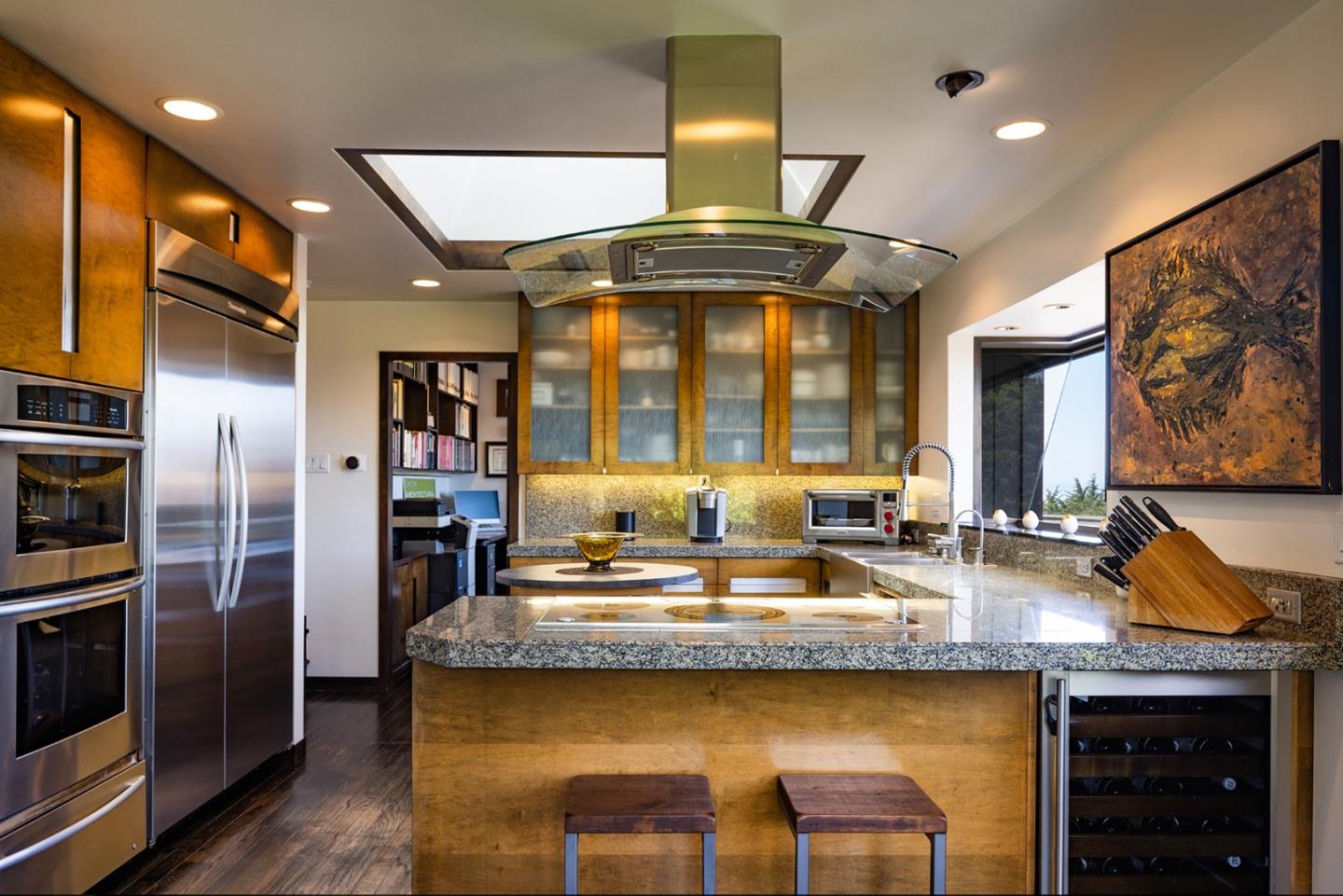 Detail Gallery Image 6 of 18 For 32684 Coast Ridge Dr, Carmel,  CA 93923 - 3 Beds | 5/1 Baths