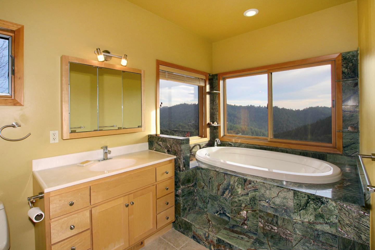 Detail Gallery Image 30 of 79 For 601 Blue Jay Way, Felton,  CA 95018 - 3 Beds | 2 Baths
