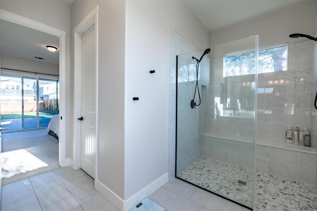 Detail Gallery Image 11 of 19 For 2973 Abrams Dr, Marina,  CA 93933 - 4 Beds | 2/1 Baths