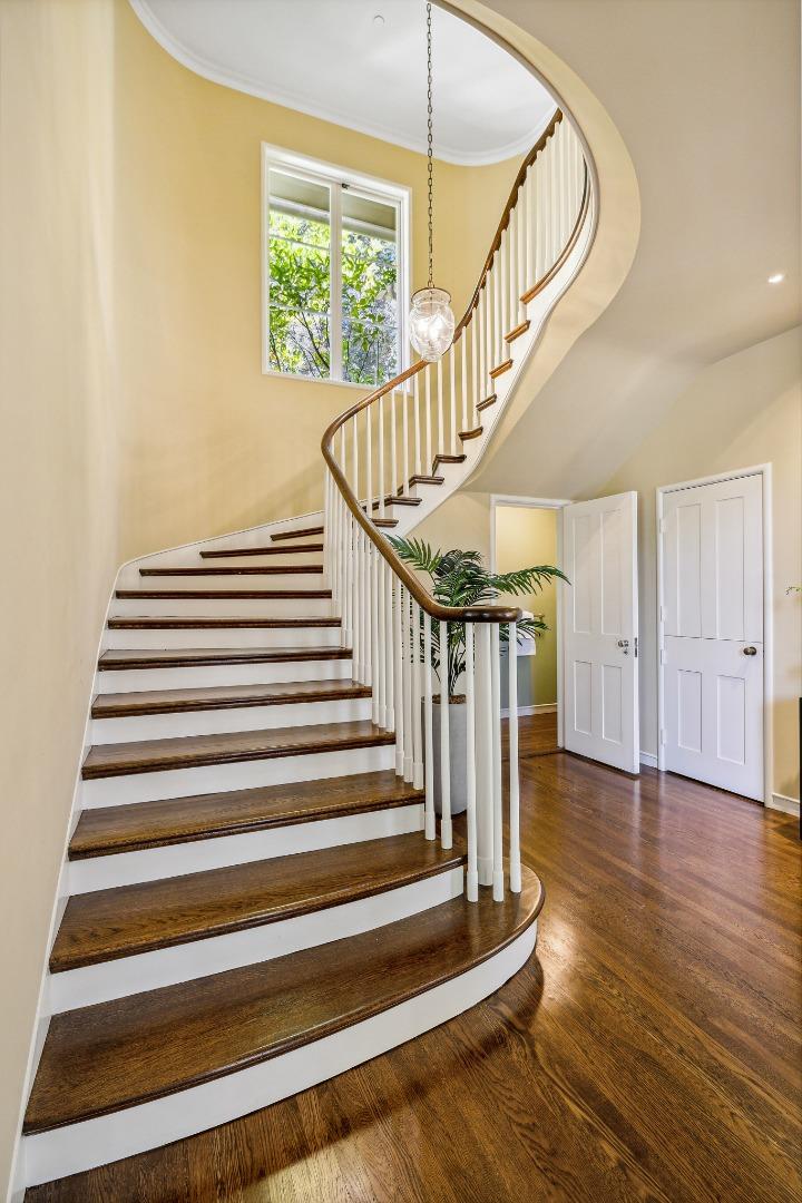 Detail Gallery Image 41 of 92 For 989 Hayne Rd, Hillsborough,  CA 94010 - 5 Beds | 5/1 Baths