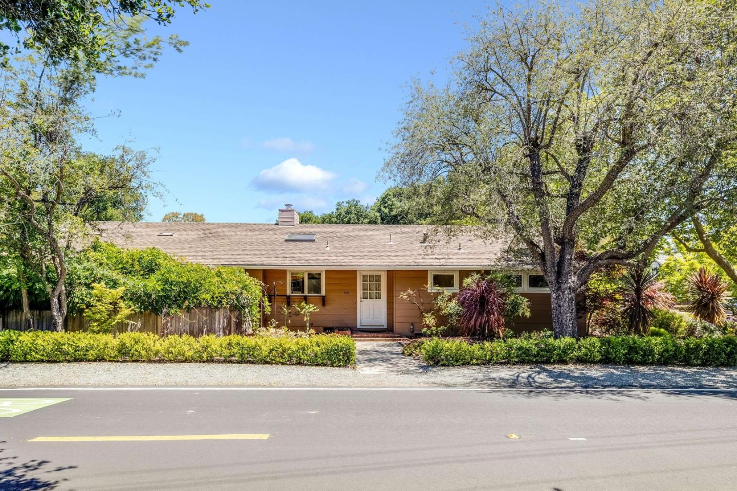 Detail Gallery Image 1 of 1 For 793 Campbell Ave, Los Altos,  CA 94024 - 4 Beds | 3 Baths