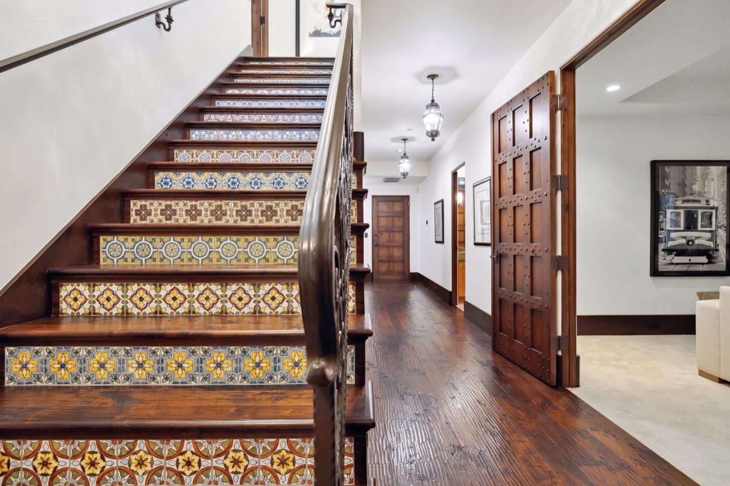 Detail Gallery Image 30 of 66 For 1177 Johnson St, Menlo Park,  CA 94025 - 5 Beds | 5/2 Baths