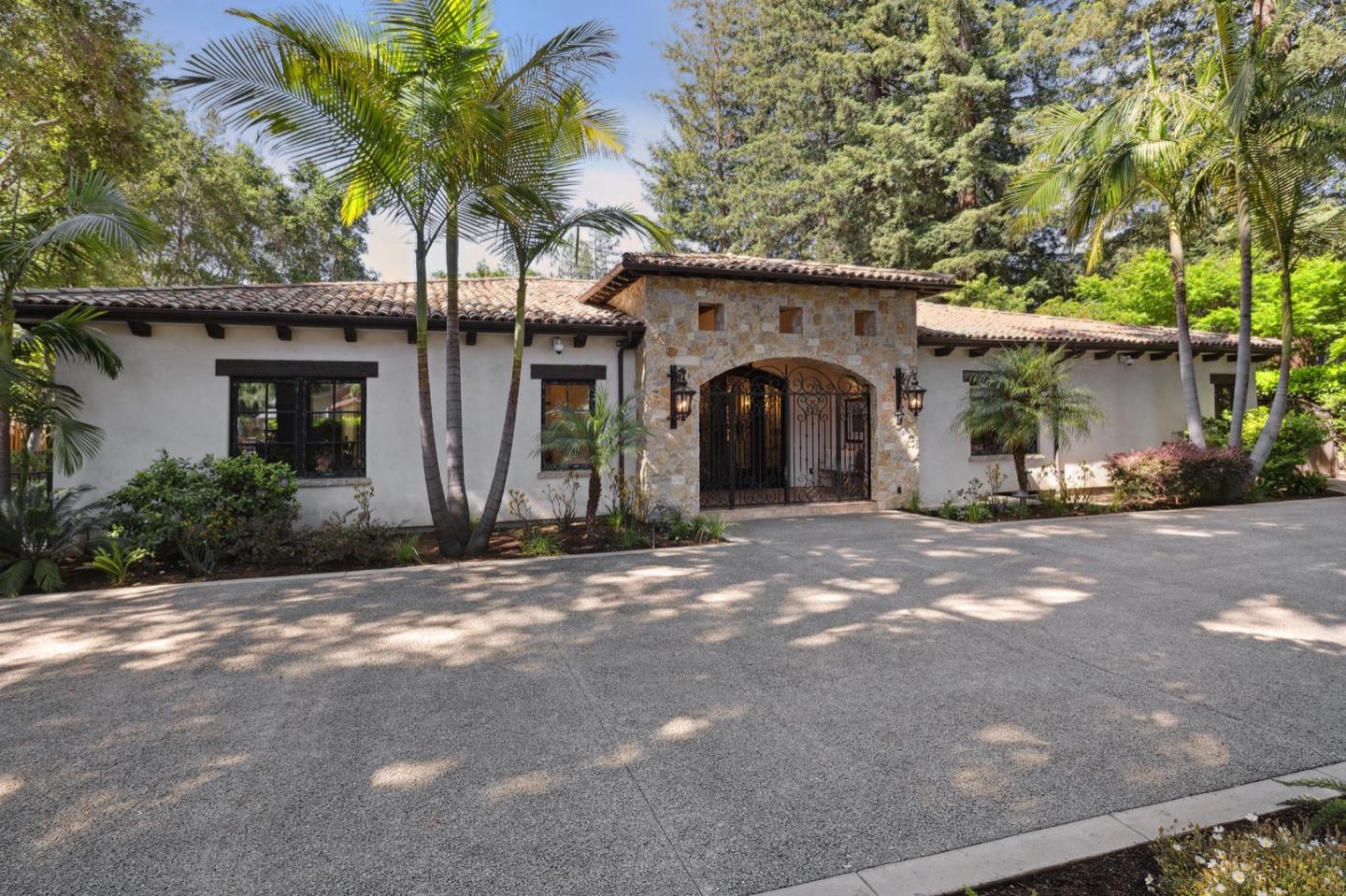 Detail Gallery Image 61 of 66 For 1177 Johnson St, Menlo Park,  CA 94025 - 5 Beds | 5/2 Baths