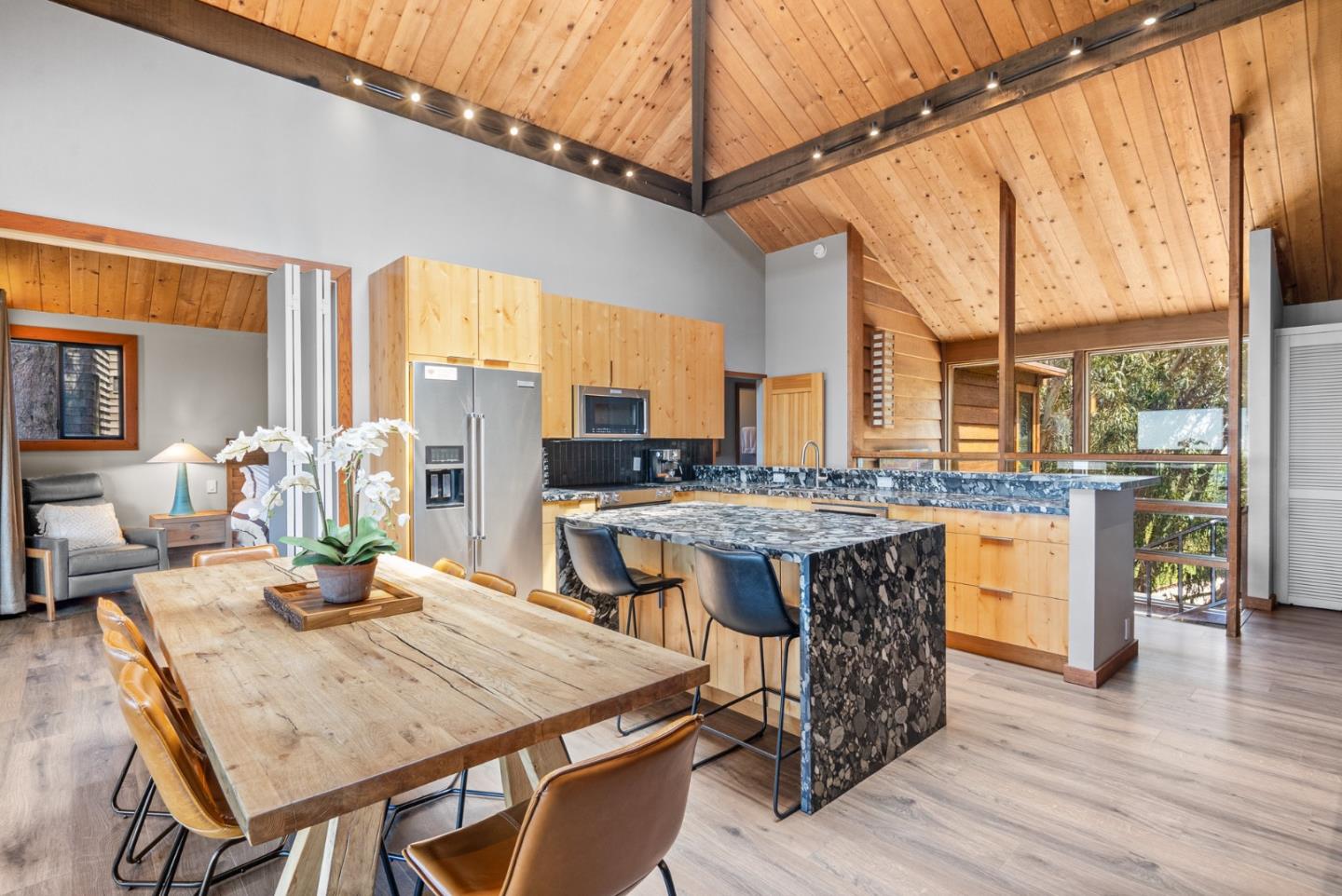 Detail Gallery Image 14 of 78 For 38 Puffin Ln, Watsonville,  CA 95076 - 4 Beds | 3 Baths