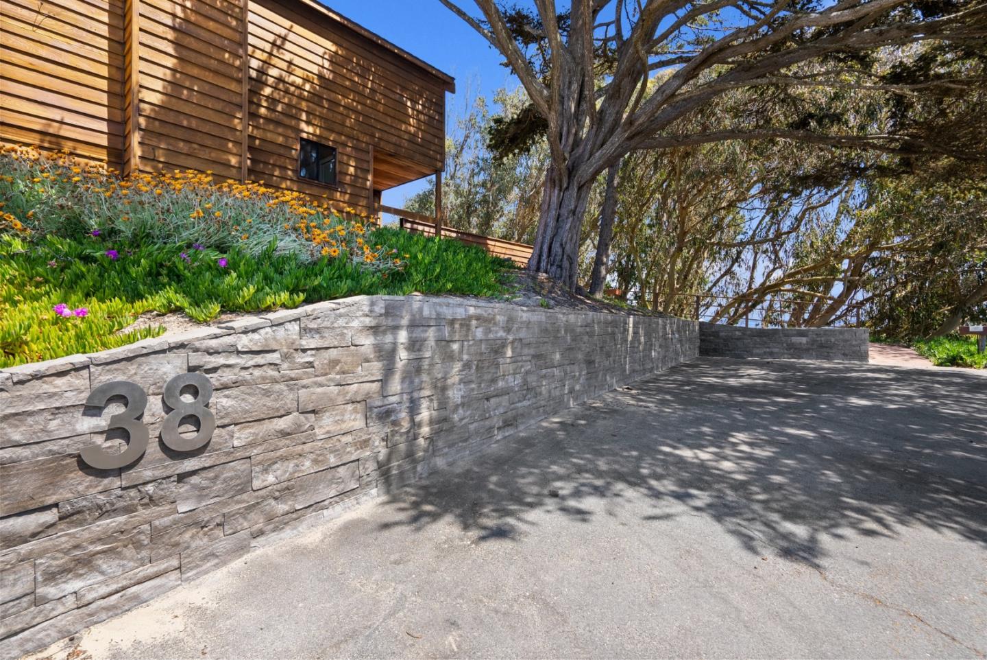 Detail Gallery Image 3 of 78 For 38 Puffin Ln, Watsonville,  CA 95076 - 4 Beds | 3 Baths