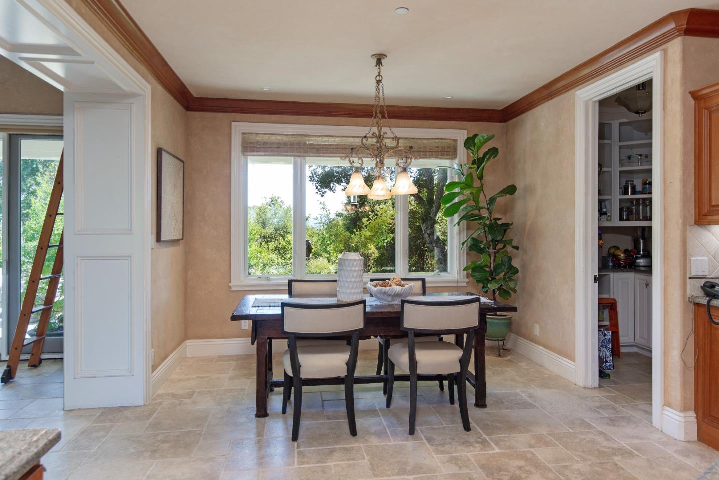 Detail Gallery Image 8 of 43 For 240 Laning Dr, Woodside,  CA 94062 - 4 Beds | 3/1 Baths
