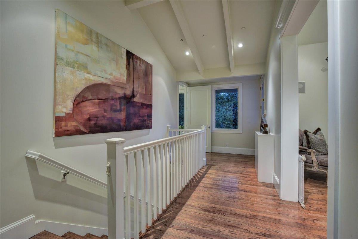 Detail Gallery Image 13 of 83 For 1077 Portola Rd, Portola Valley,  CA 94028 - 5 Beds | 3/1 Baths