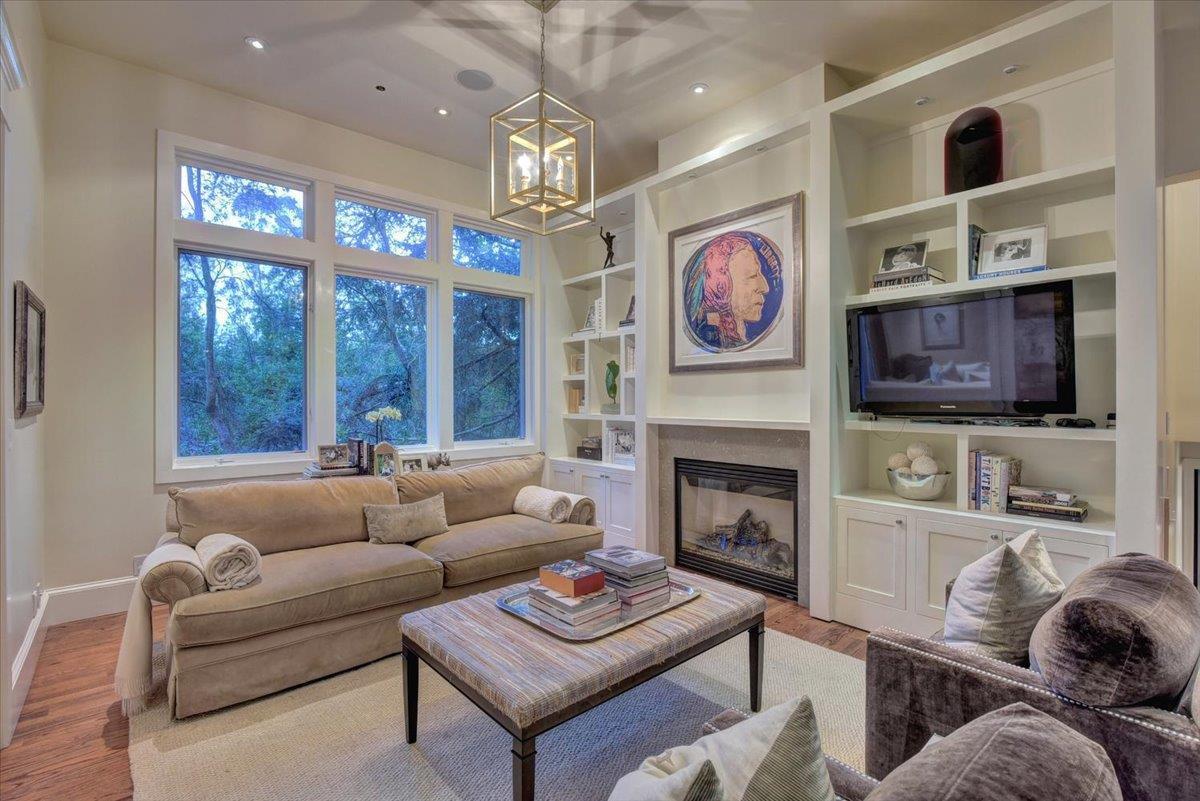 Detail Gallery Image 22 of 83 For 1077 Portola Rd, Portola Valley,  CA 94028 - 5 Beds | 3/1 Baths