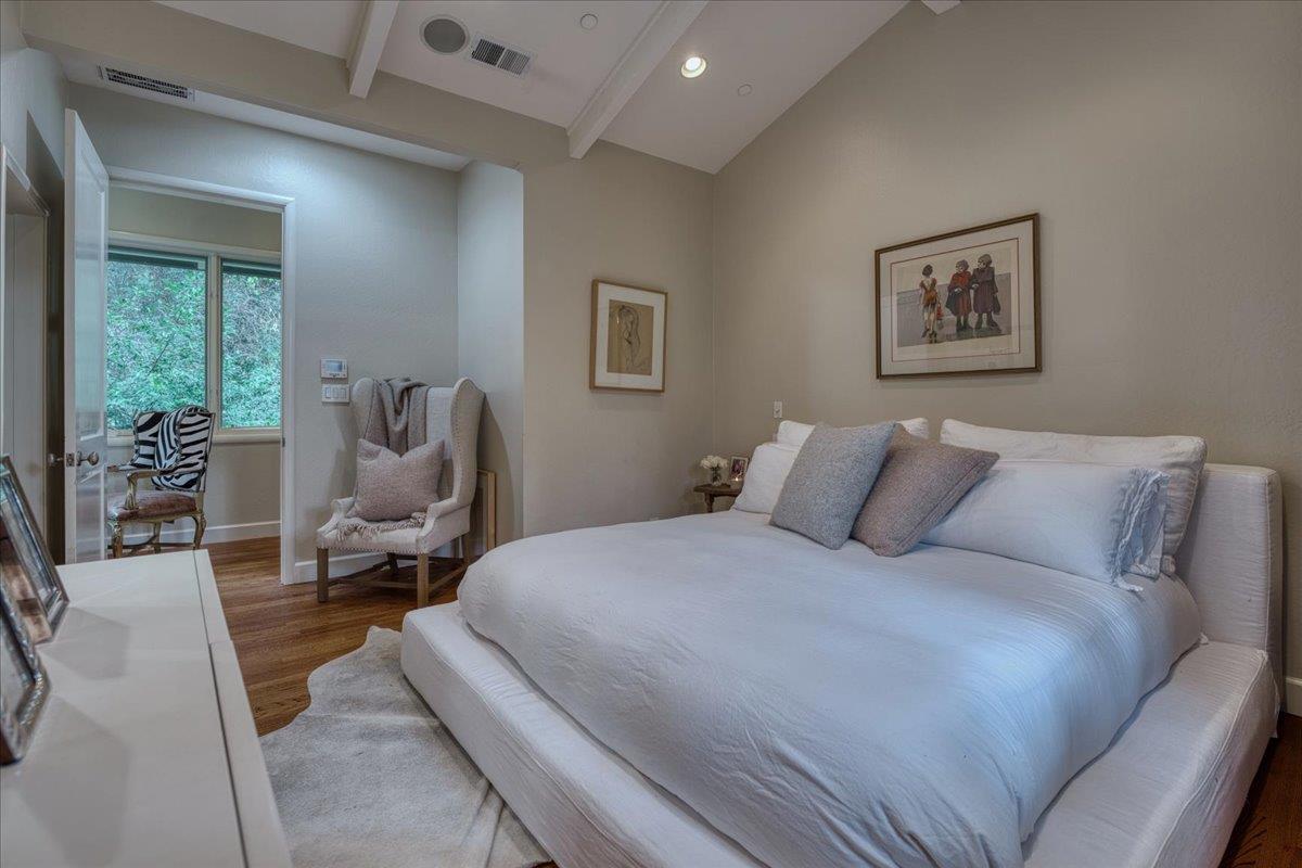 Detail Gallery Image 37 of 83 For 1077 Portola Rd, Portola Valley,  CA 94028 - 5 Beds | 3/1 Baths