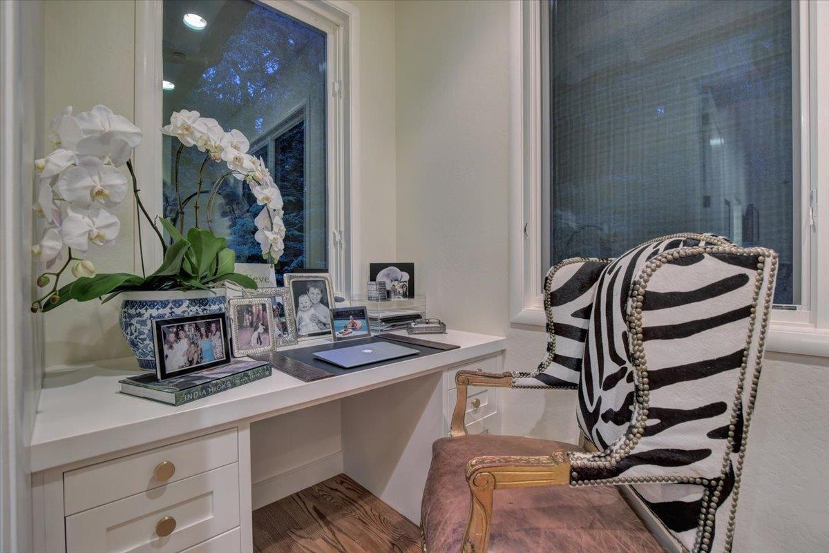 Detail Gallery Image 41 of 83 For 1077 Portola Rd, Portola Valley,  CA 94028 - 5 Beds | 3/1 Baths