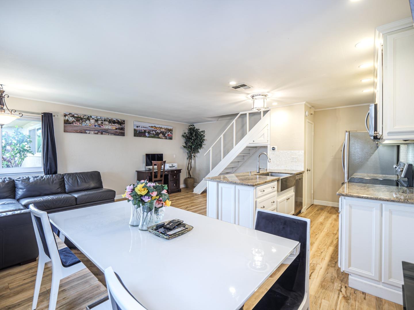 Detail Gallery Image 16 of 42 For 4435 Diamond St #3,  Capitola,  CA 95010 - 2 Beds | 1 Baths