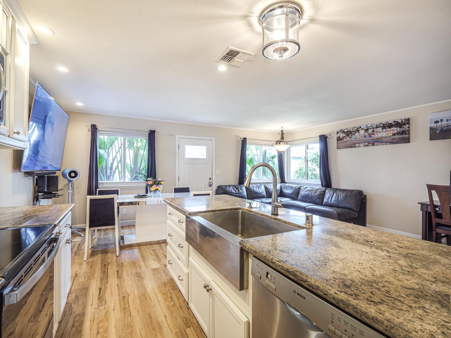 Detail Gallery Image 22 of 42 For 4435 Diamond St #3,  Capitola,  CA 95010 - 2 Beds | 1 Baths