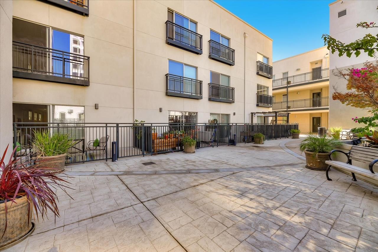 Detail Gallery Image 4 of 31 For 20 S 2nd St #238,  San Jose,  CA 95113 - 1 Beds | 1 Baths