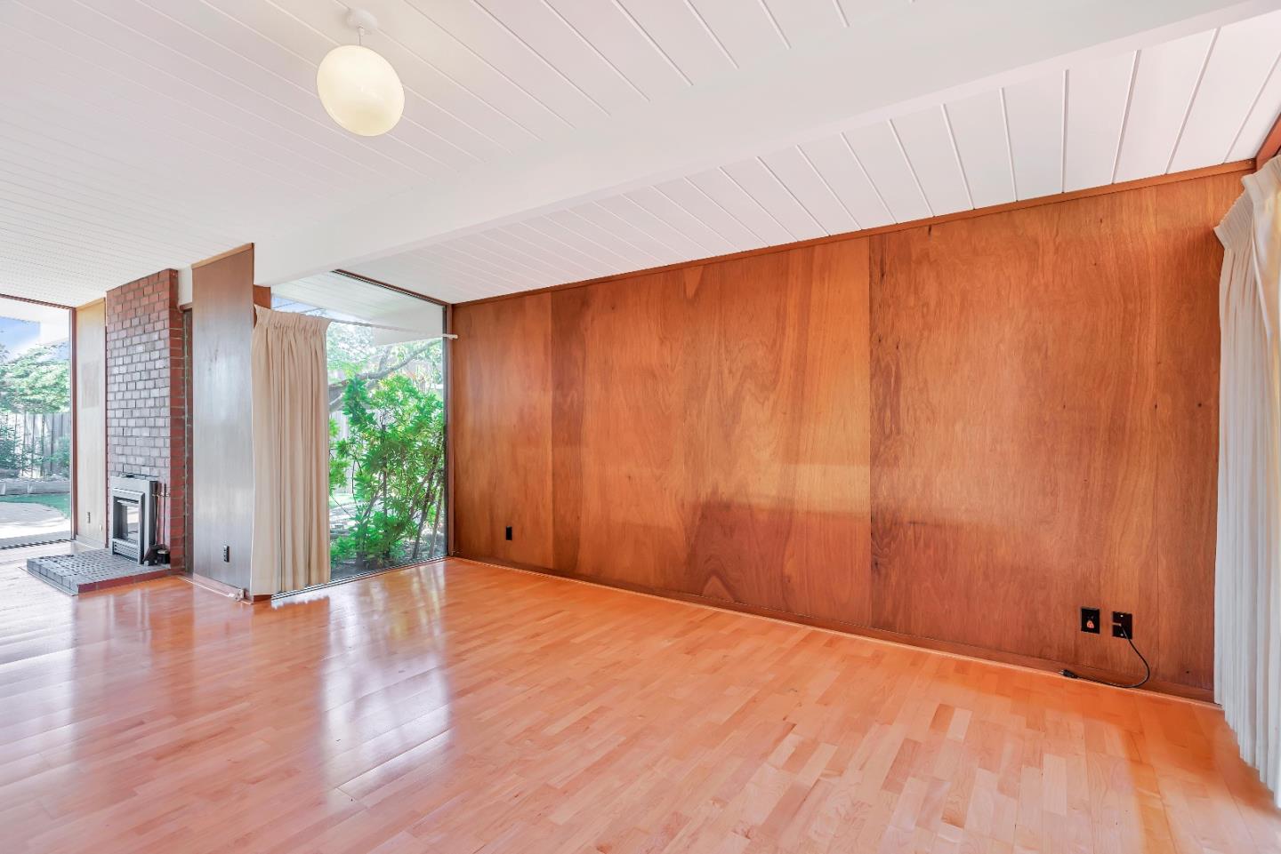 Detail Gallery Image 13 of 55 For 1968 Ticonderoga Dr, San Mateo,  CA 94402 - 4 Beds | 2 Baths