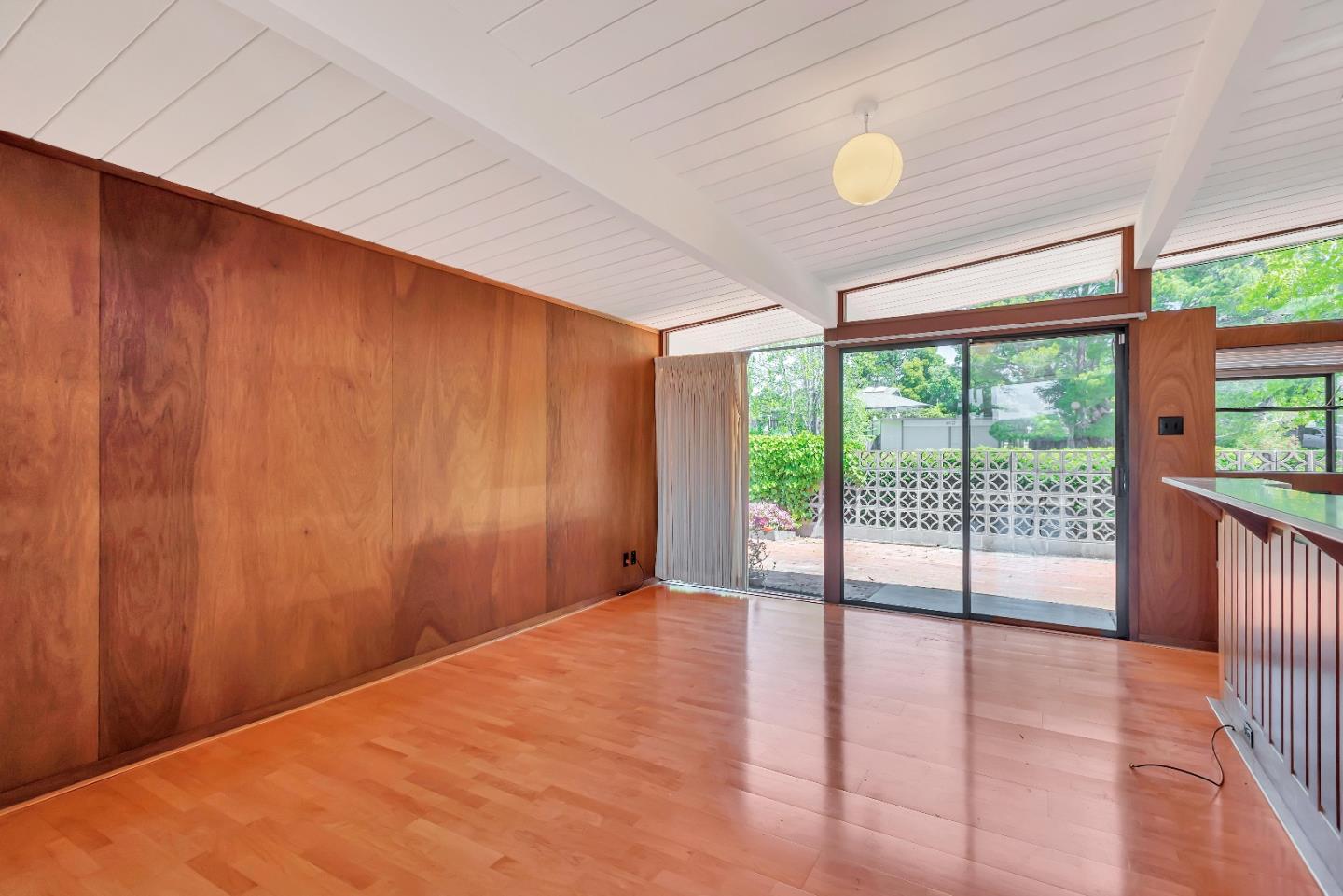 Detail Gallery Image 15 of 55 For 1968 Ticonderoga Dr, San Mateo,  CA 94402 - 4 Beds | 2 Baths