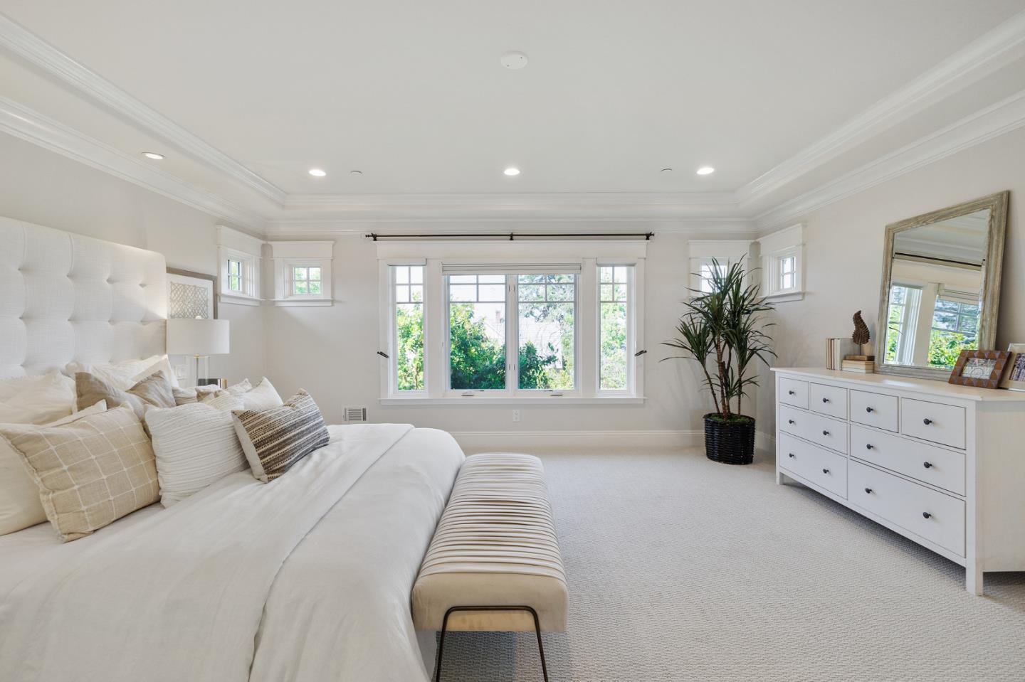 Detail Gallery Image 49 of 86 For 1425 Benito Ave, Burlingame,  CA 94010 - 5 Beds | 4/1 Baths