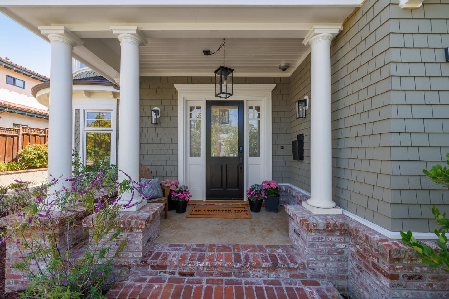 Detail Gallery Image 5 of 86 For 1425 Benito Ave, Burlingame,  CA 94010 - 5 Beds | 4/1 Baths